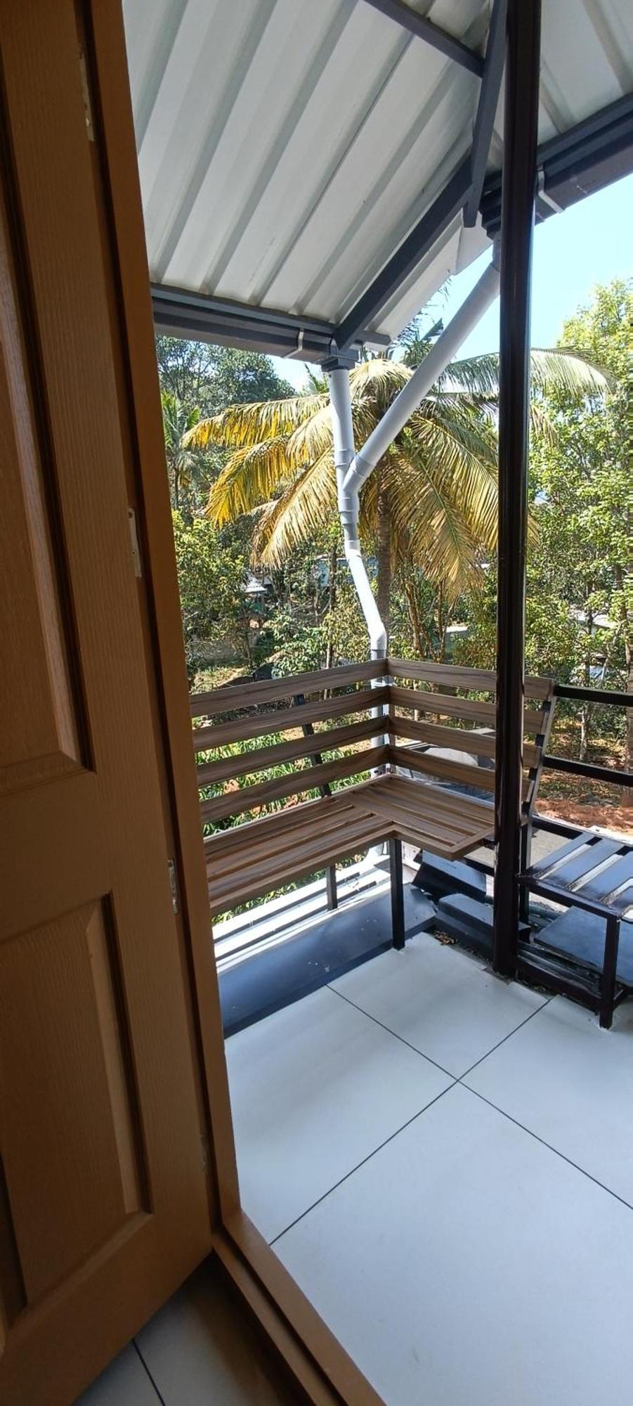 Oriole Homestay Thekkady Eksteriør billede
